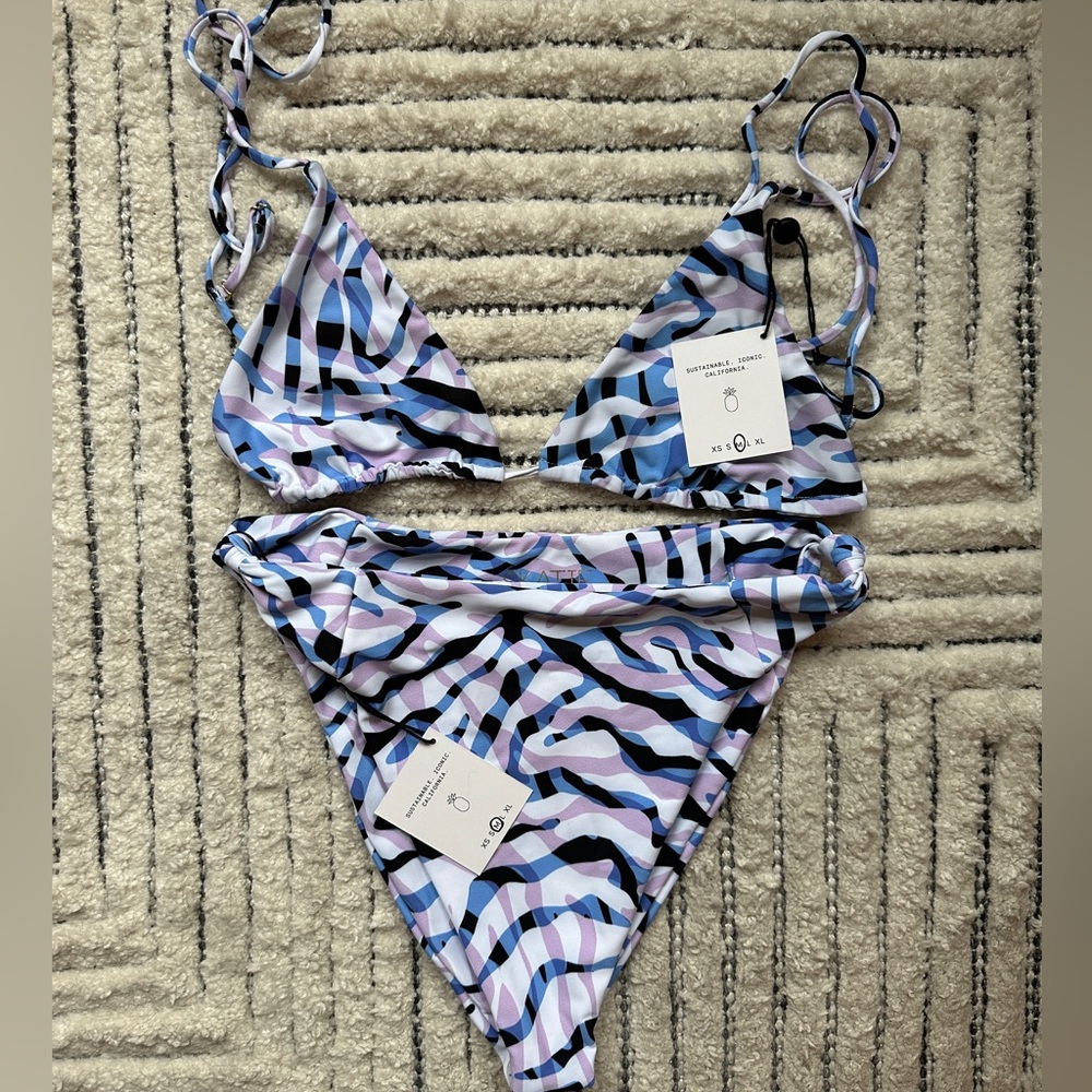 Skatie Ella Top & Salty Bottom in “Meridian” Size Medium NWT